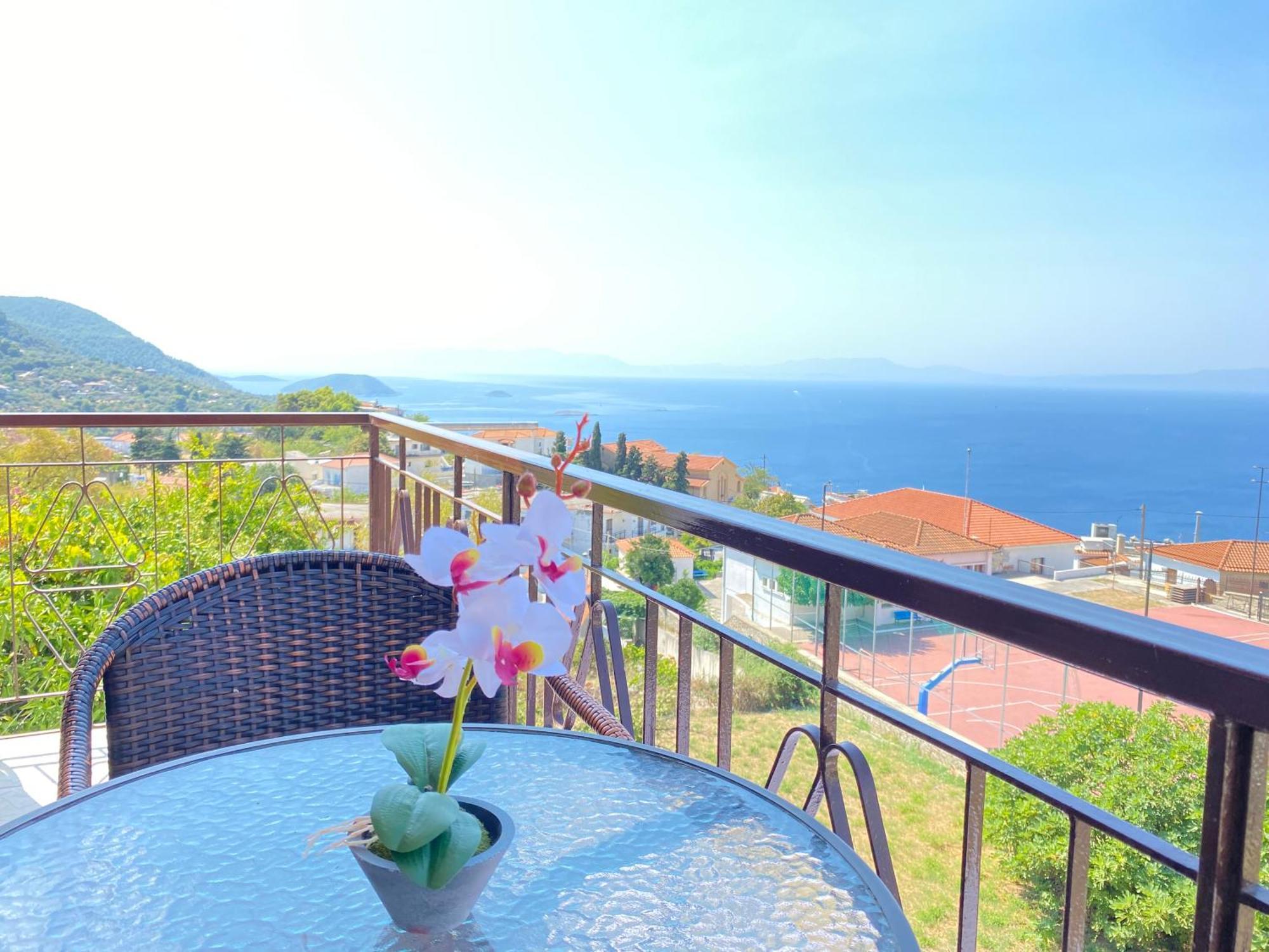 Demie And George Ηouse Villa Loutraki  Eksteriør billede